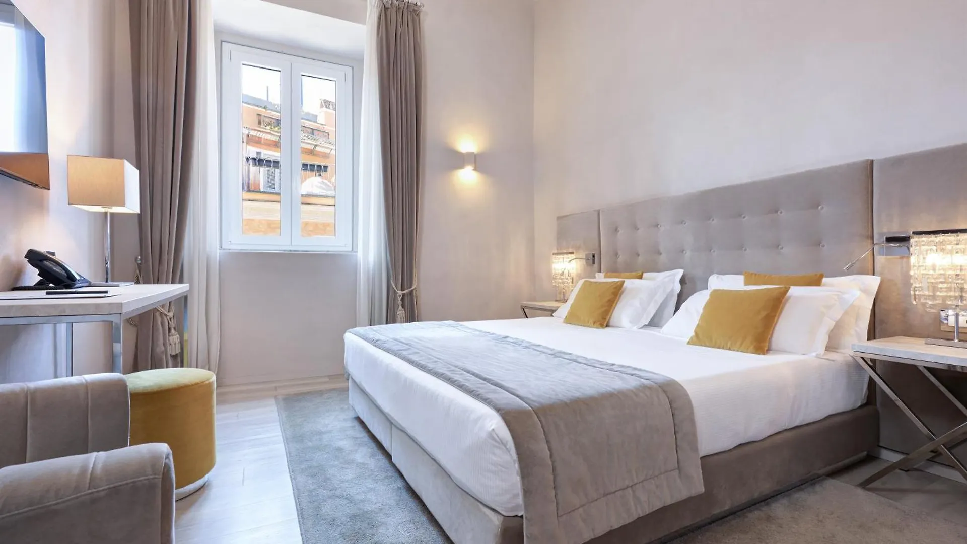 Terrace Pantheon Relais Hotel Rome