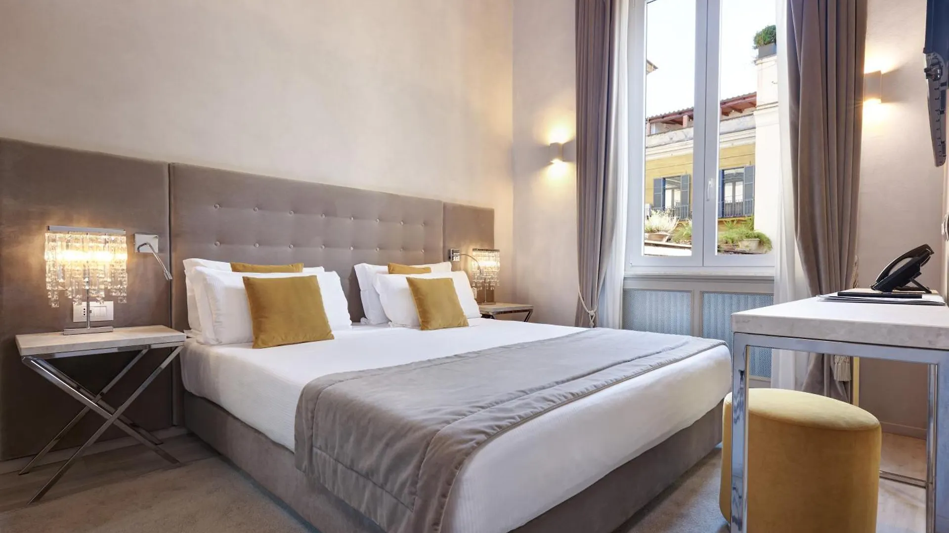 ****  Отель Terrace Pantheon Relais Рим Италия