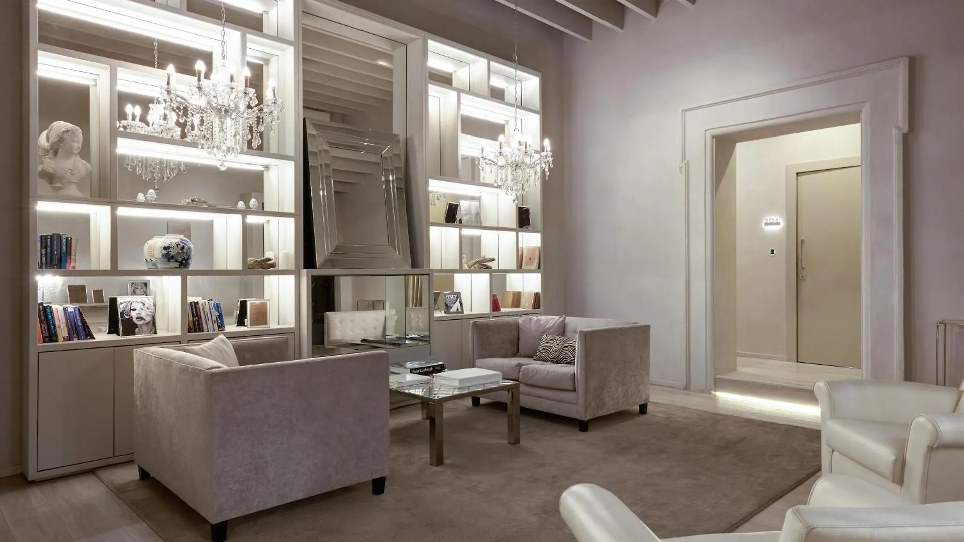 Terrace Pantheon Relais Hotel Rome