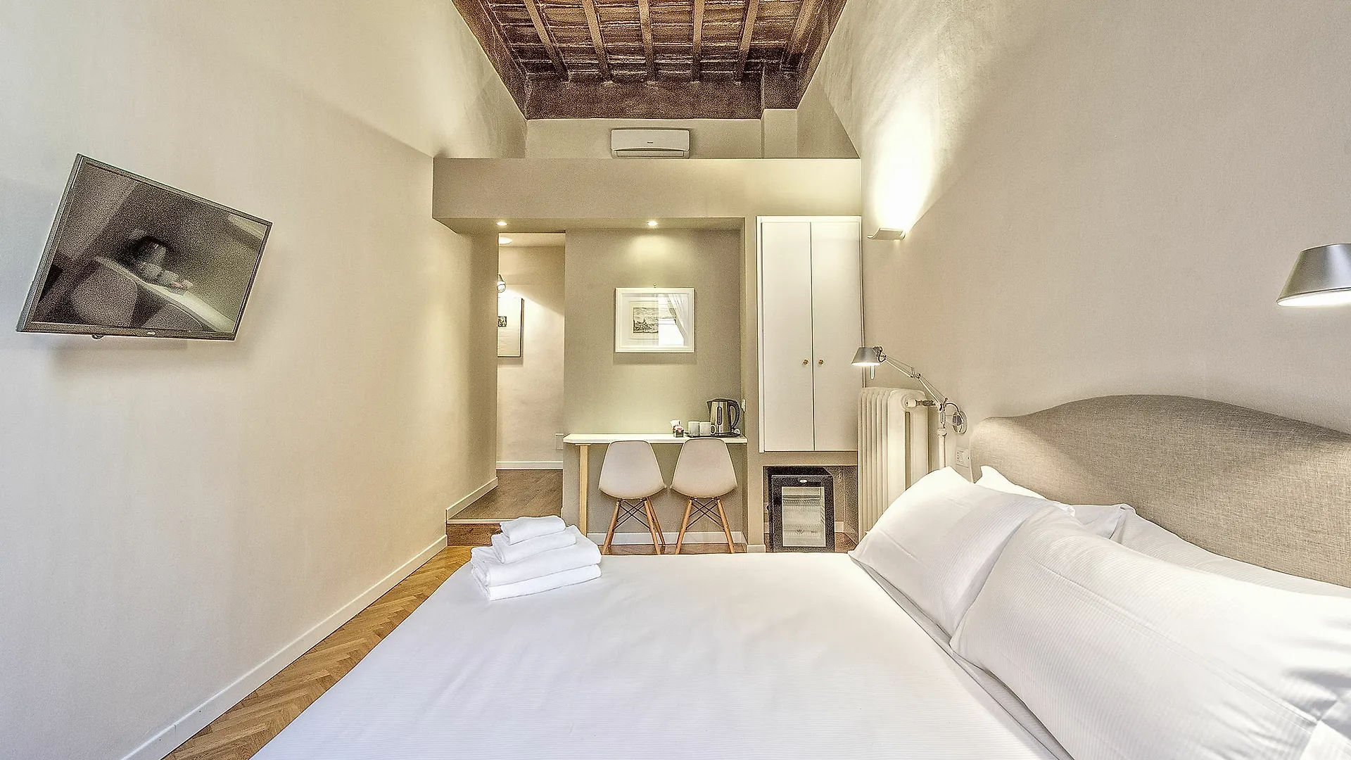 Terrace Pantheon Relais Hotel Rome